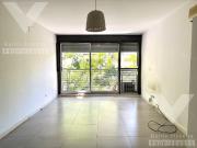 Monoambiente con balcón, cochera cubierta, baulera....