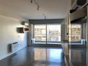 Monoambiente con balcón en alquiler en Colegiales