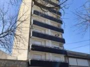 Monoambiente con cochera en venta Echesortu