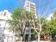 Monoambiente con cochera en venta La Plata