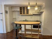 Monoambiente con cochera fija en alquiler para oficina...