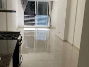 Monoambiente en alquiler, al frente con balcon en...