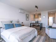 MONOAMBIENTE EN POZO, LA PLATA