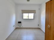 Monoambiente con cochera en venta en La Plata