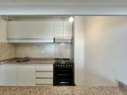 Monoambiente muy luminoso con balcón