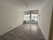 MONOAMBIENTE REFACCIONADO SOBRE AV DE MAYO