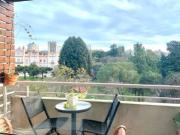 Monoambiente super luminoso con balcon, vista panoramica!