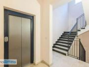 Monolocale arredato con terrazzo Bolognina