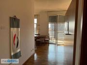 Monolocale arredato con terrazzo Centro