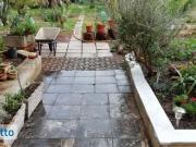 Monolocale arredato con terrazzo Centro