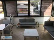 Monolocale arredato con terrazzo Centro