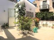 Monolocale arredato con terrazzo Centro storico