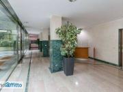 Monolocale arredato con terrazzo Repubblica, stazione...