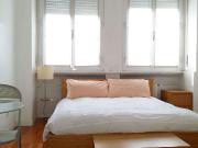 Monolocale centrale in affitto a Porta Nuova, Milano