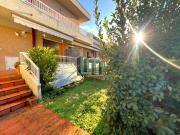 Monolocale con giardino in via don perosi, Bagno a Ripoli