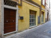 Toscolano: Il Tuo Monolocale al Centro, Perfetto per...