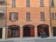 Monolocale in affitto a Bologna, Santo Stefano