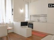 Monolocale in affitto a Giambellino, Milano
