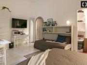 Studio in affitto a Centrale, Milano