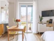 Monolocale in affitto a Milano via Bergognone, Solari