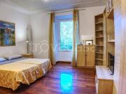 Monolocale in affitto a Roma via Dandolo, Trastevere