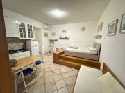 Monolocale in vendita a Roma, Re di Roma