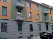 Monolocale Milano v.degli Umiliati con balcone e cantina...