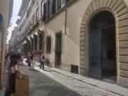 MONOLOCALE RISTRUTTURATO IN BORGO ALBIZI