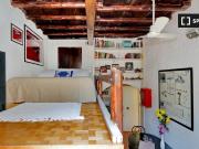 Monolocale tradizionale in affitto a Trastevere, Roma