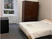 Montague Street, Edinburgh EH8, 3 bed flat to rent,...