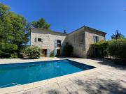 Montaigu De Quercy. Ensemble en pierre avec piscine, 13...