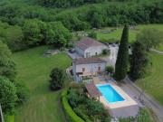 Montaigu de Quercy Grange rénovée et maison en pierre,...