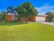 Montana Ave Ne, Saint Petersburg, Home For Sale