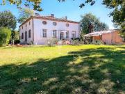 Montauban Maison De Maître Renovee Avec Dependances En...