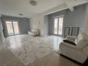 MONTEVERDE Pentalocale con due terrazzi