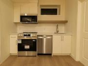 Montgomery – Luxe 1 Bed | 1 Bath Basement Suite