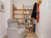 Monthly rental apartment of 2 bedroom with balcony and...