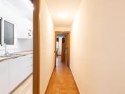 Monthly rental apartment with 2 bedrooms, 1 bathroom and...