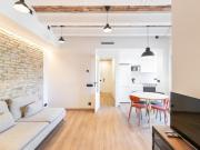 Monthly rental apartment with 3 bedrooms and 2 bathrooms...