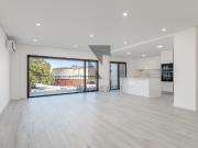 Montijo Apartamento T3 Duplex c/ Parqueamento