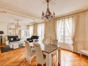 Montmartre duplex, spacious and bright 4 bedrooms and 1...