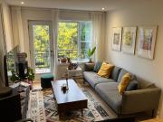 Montreal Furnished Condo for Rent Elegant 2 Bedroom, 1...