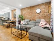 Montreal Furnished Condo for Rent – Exclusive 2 Bed, 1...