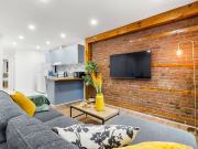 Montreal Furnished Condo for Rent – Modern 2 Bed, 1 Bath...