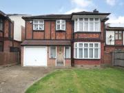 Montrose Avenue, Luton, 4 Bedroom Detached