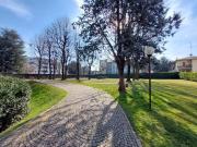 MONZA Triante Appartamento di ampia metratura con box,...