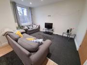 Moorland Avenue Hyde Park, Leeds LS6, 3 bed semi...