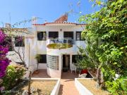Moradia T4+1 com Jardim, Churrasqueira e VISTA MAR...