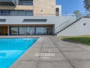 Moradia 4 frentes + Escritório Independente 70 m2 |...