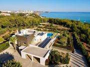 Moradia 500m²,com piscina, caminho privado para a praia,...